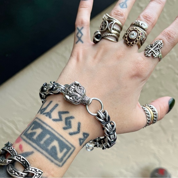 Men or women Handmade maille bracelet wolf head viking celt goth black & silver - Picture 9 of 16